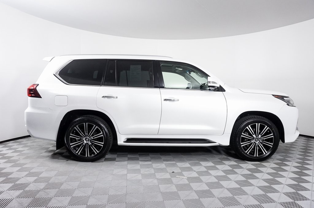 Lexus lx 570 sport