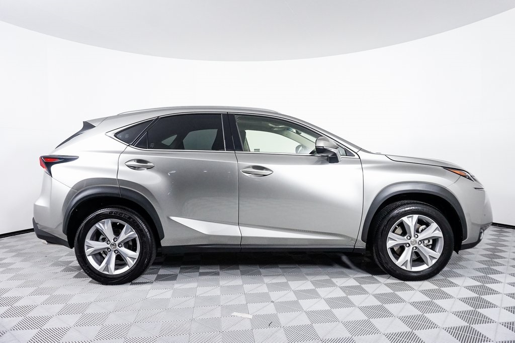 Lexus nx 200 2017